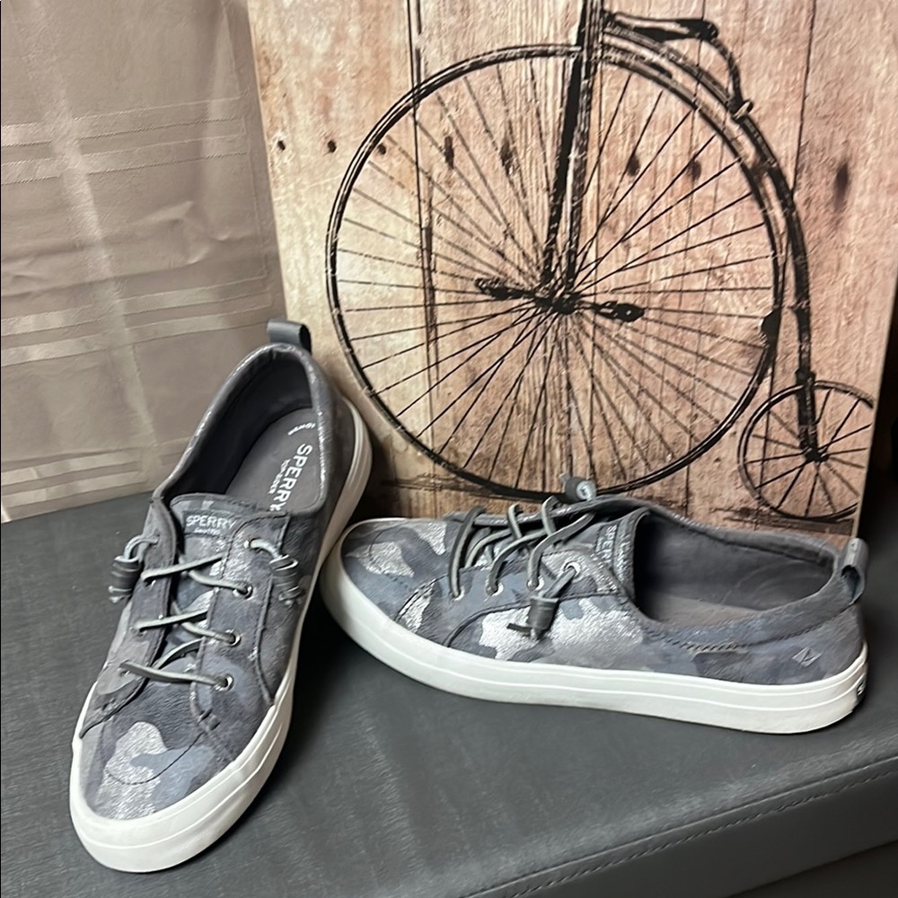 Sperry Top-Sider Gray Camouflage Memory Foam Sneakers Size 9.5